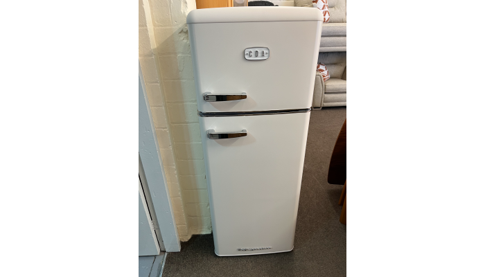 3 Months Old , Cost £800